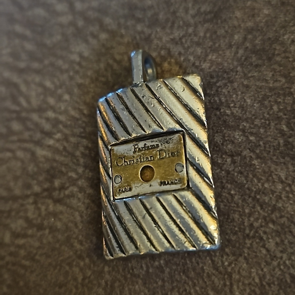 VTG Christian Dior Rare Silver Plated Perfume Bottle Lock Unisex Pendant - Picture 3 of 6